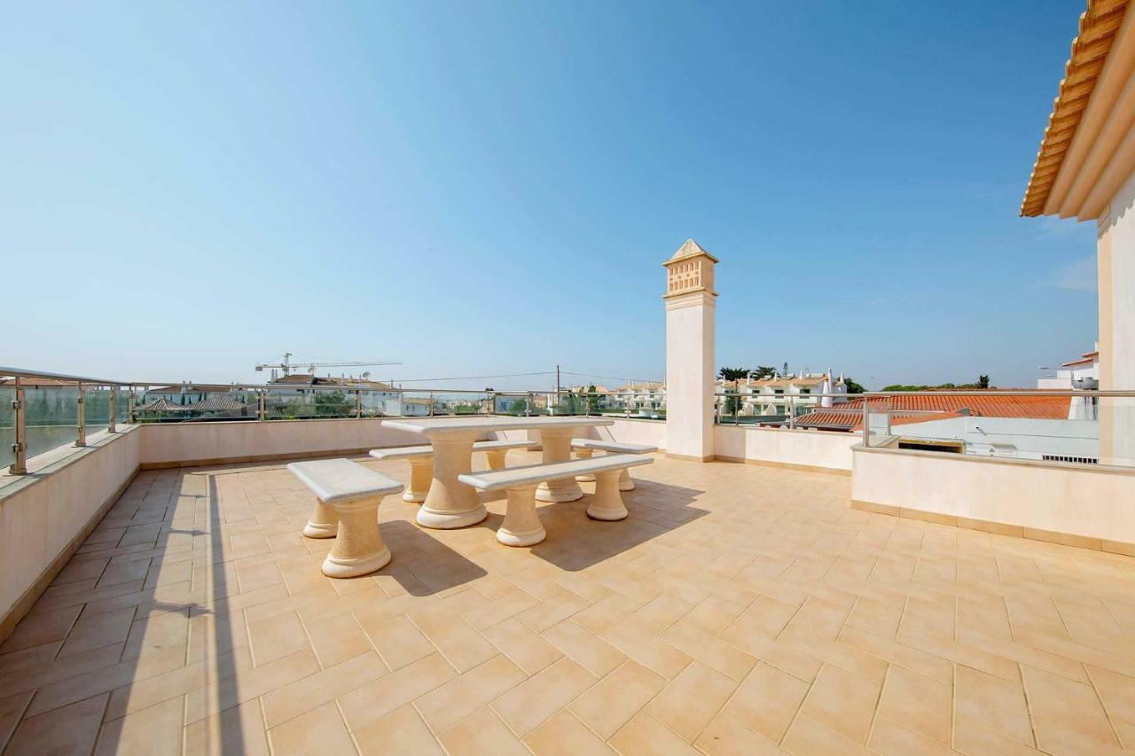 Villa Ruana - 5 Bedrooms On Suite- Free Out Door Hot Jacuzzi - By Bedzy Albufeira Zewnętrze zdjęcie